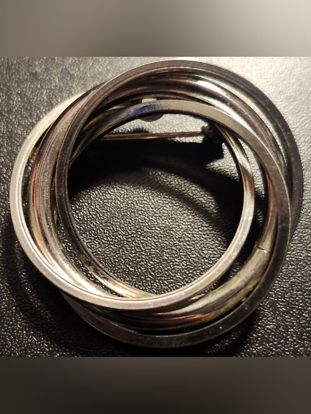 Vintage Silver Tone Interlocking Multi Circle Ring Brooch Pin Modernist Abstract